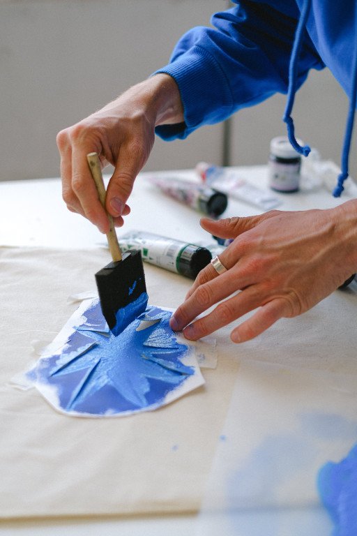 Mastering the Art of Using a Rubber Paint Roller: Comprehensive Guide and Best Practices